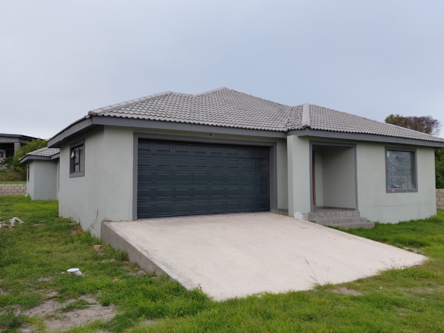 3 Bedroom Property for Sale in Paradise Beach Eastern Cape